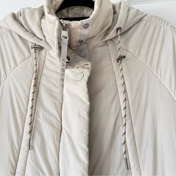 Varley Elle Light Padded Nylon Parka Nwt Light beige Small (easily fits medium) - Picture 5 of 14
